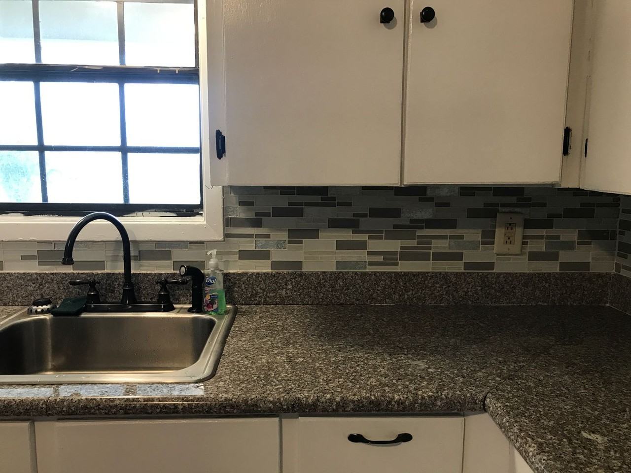 304 Latin Dr - Photo 2 of 24