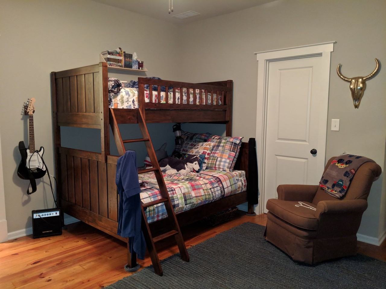 68 Charter Oak Dr - Photo 7 of 17