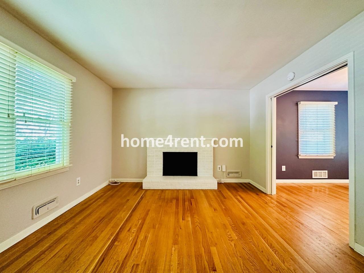 10201 Reeds Dr - Photo 7 of 44