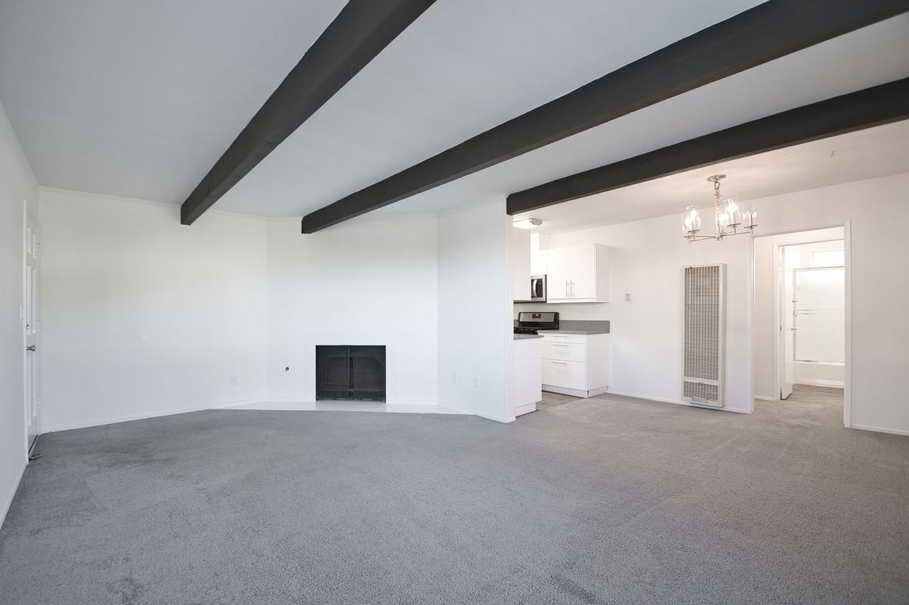 1466 Manhattan Beach Blvd #3 - Photo 2 of 12