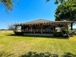 featured image of 8215 Se County Road 1020