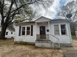 featured image of 3257 Wagner St