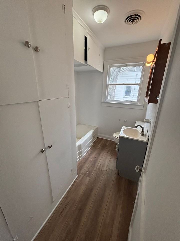 3257 Wagner St - Photo 5 of 8