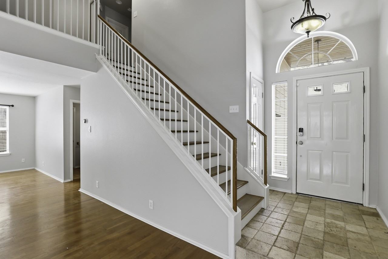 3324 Tumblewood Trl #1 - Photo 2 of 26