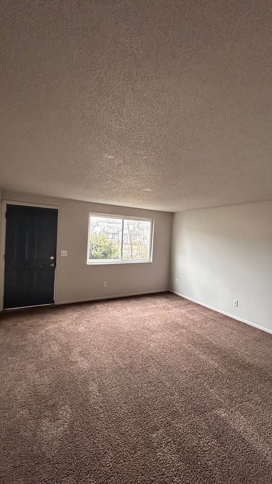 3804 Euclid Ave - Photo 2 of 8