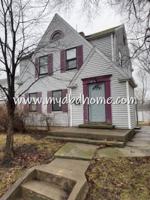 featured image of 3329 Robinwood Dr