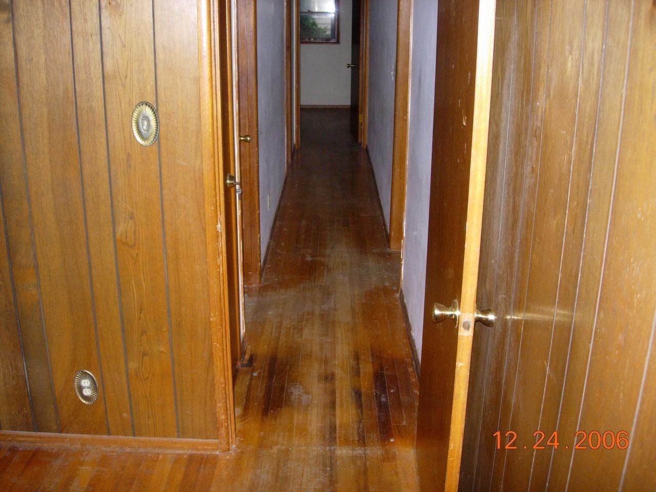 9810 N Syracuse St - Photo 5 of 13