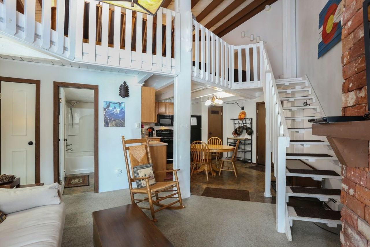 307-A Treehouse - Photo 5 of 28