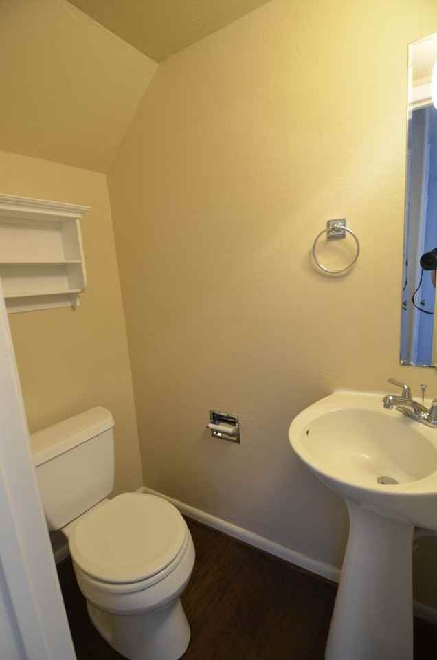 804 Oak Tree Dr - Photo 4 of 12