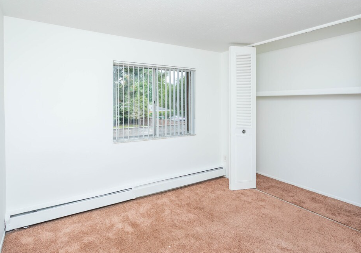 29392 DequindreUnit 104 #392-104 - Photo 5 of 12