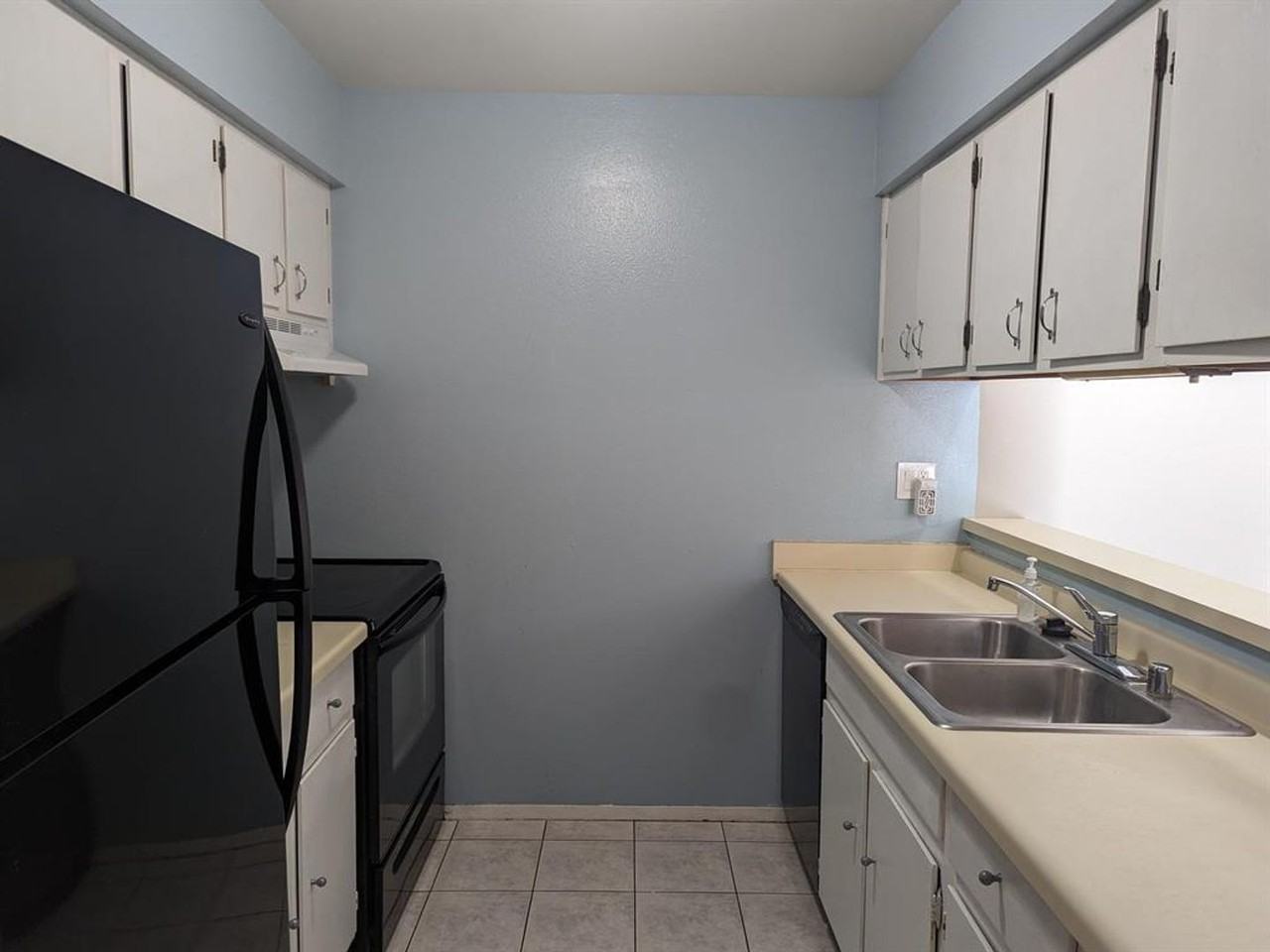 841 N Gammon Rd #A - Photo 6 of 17