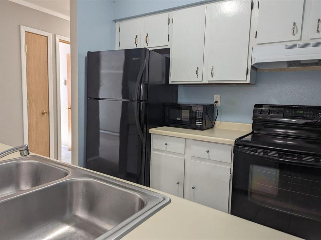 841 N Gammon Rd #A - Photo 7 of 17