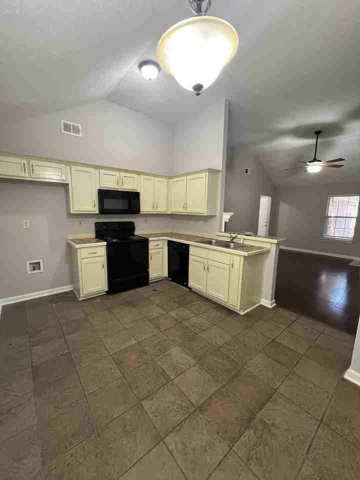 9274 Charly Hill Ln #0 - Photo 5 of 16