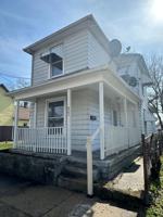 featured image of 421 Long St