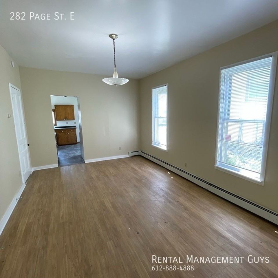 282/284 Page St E - Photo 2 of 23