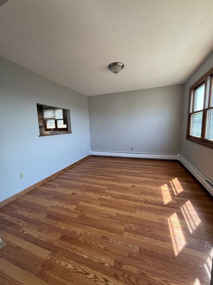 66 Wynola Ave - Photo 3 of 15