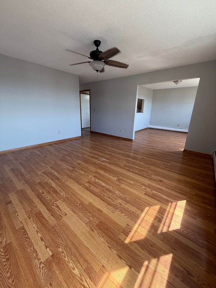 66 Wynola Ave - Photo 4 of 15