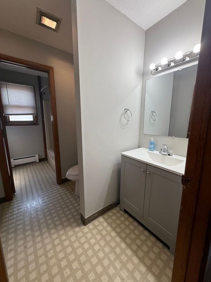 66 Wynola Ave - Photo 6 of 15