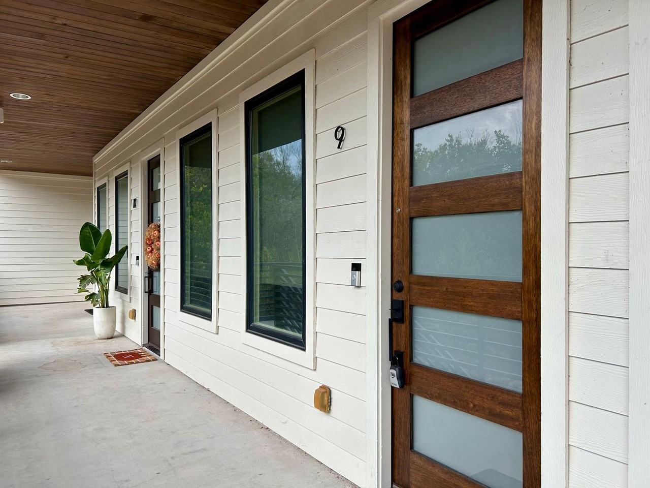 4010 Clawson Rd - Photo 4 of 24