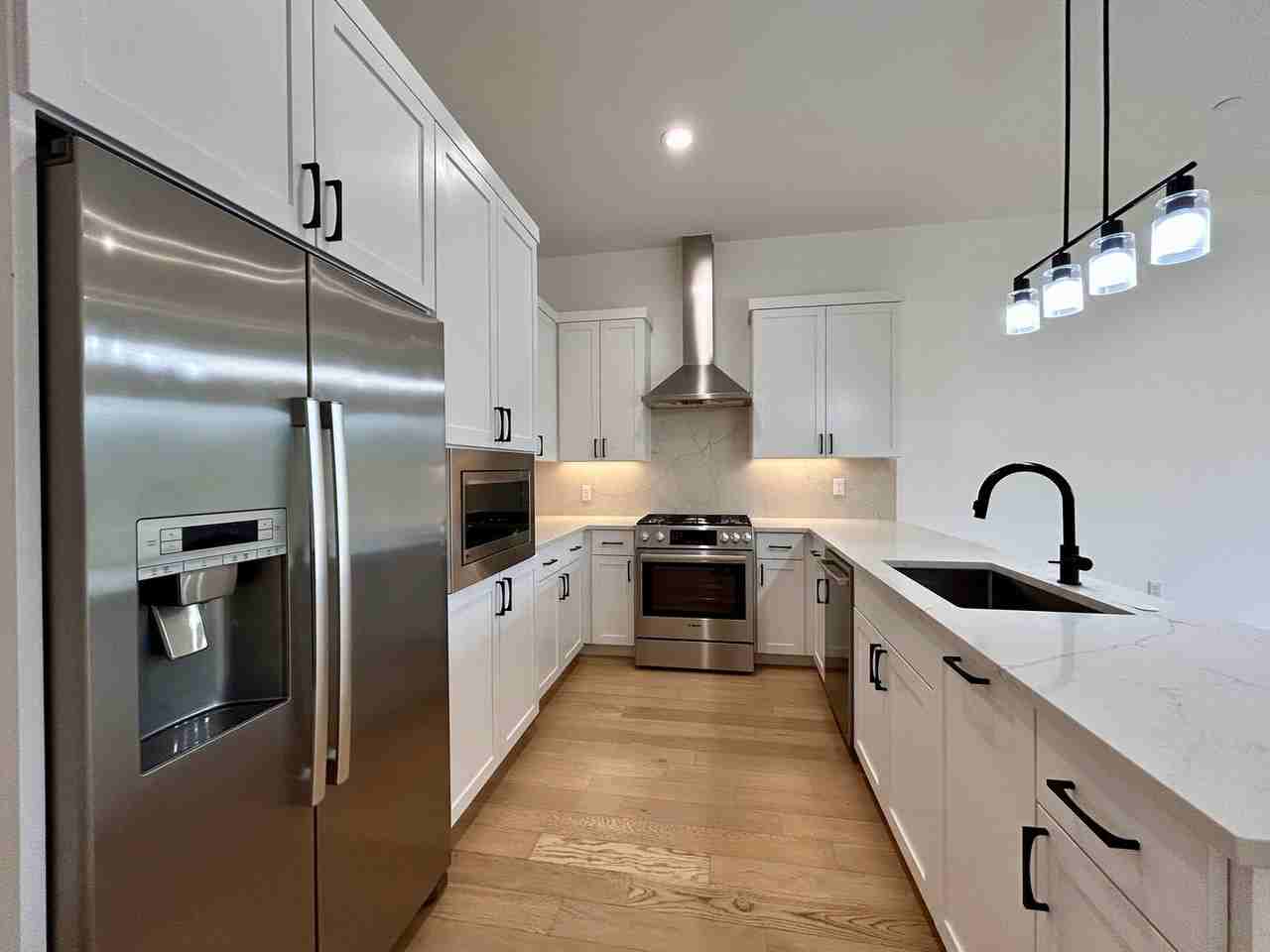 4010 Clawson Rd - Photo 6 of 24