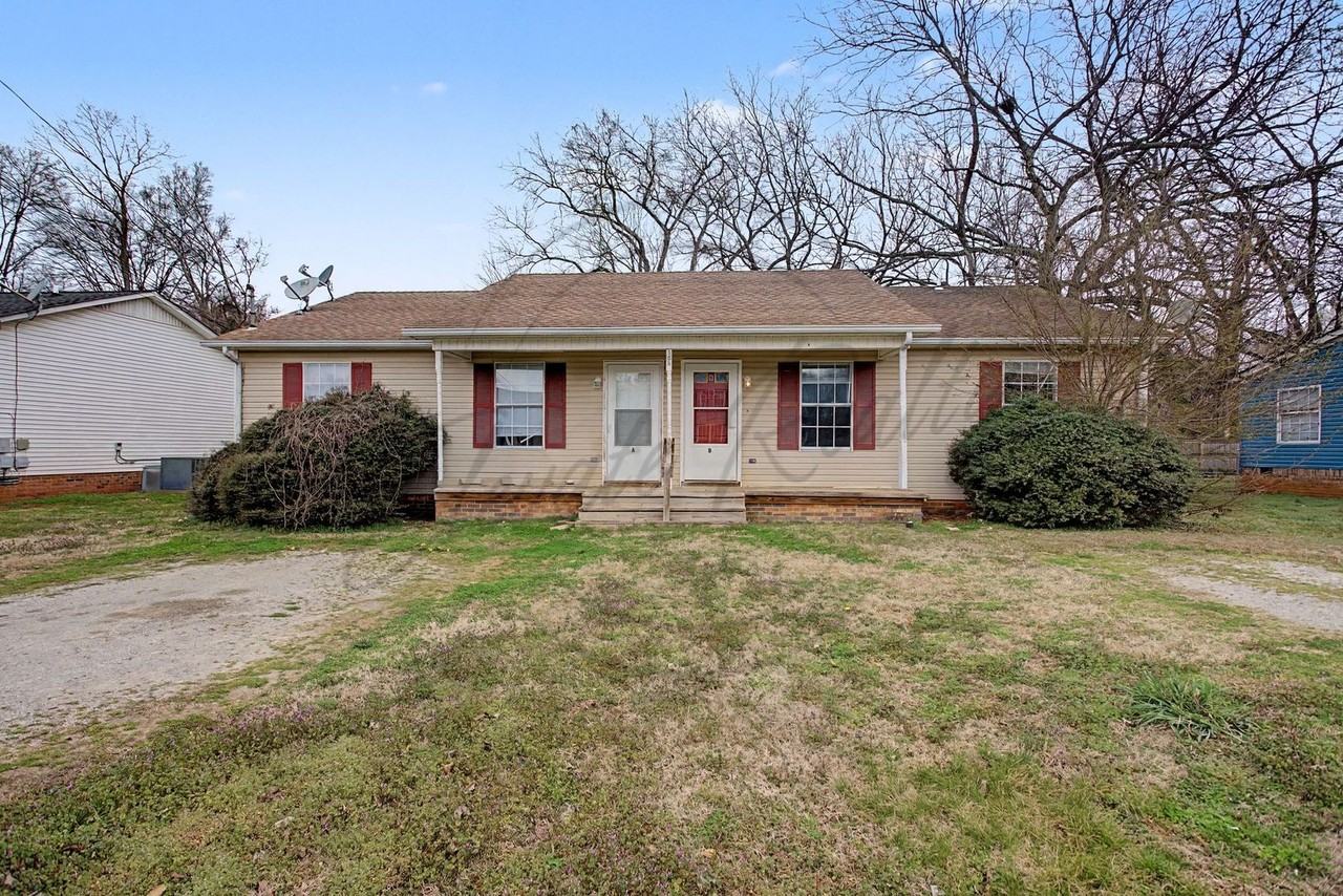 105 Cloverdale Dr #B - Photo 2 of 22