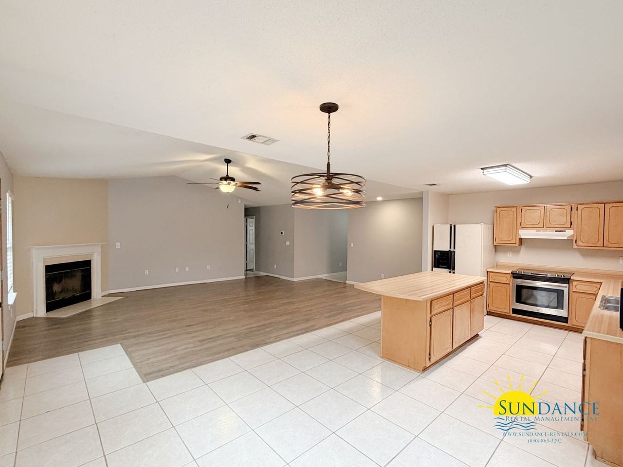 412 W Pine St - Photo 3 of 19