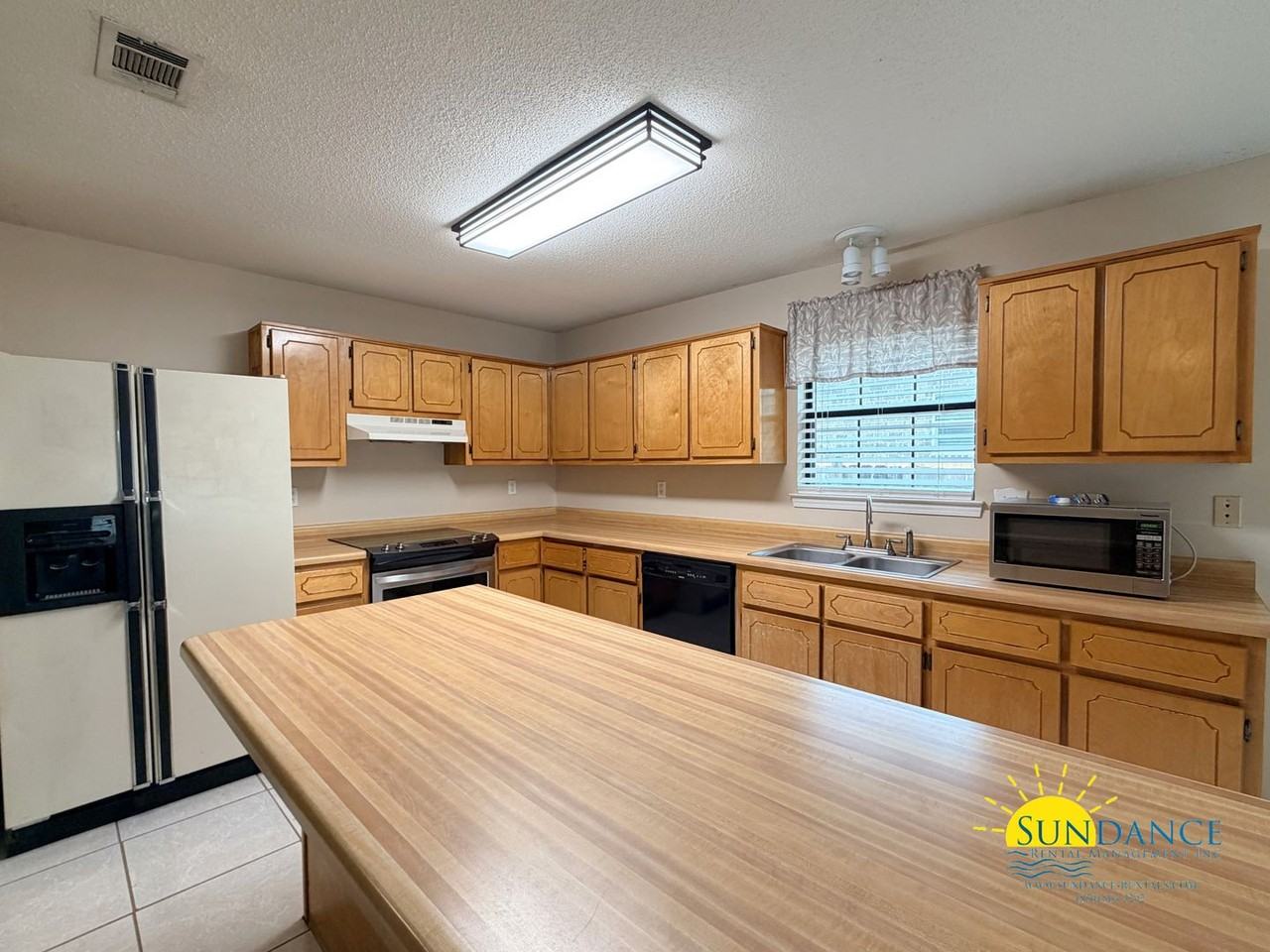 412 W Pine St - Photo 5 of 19