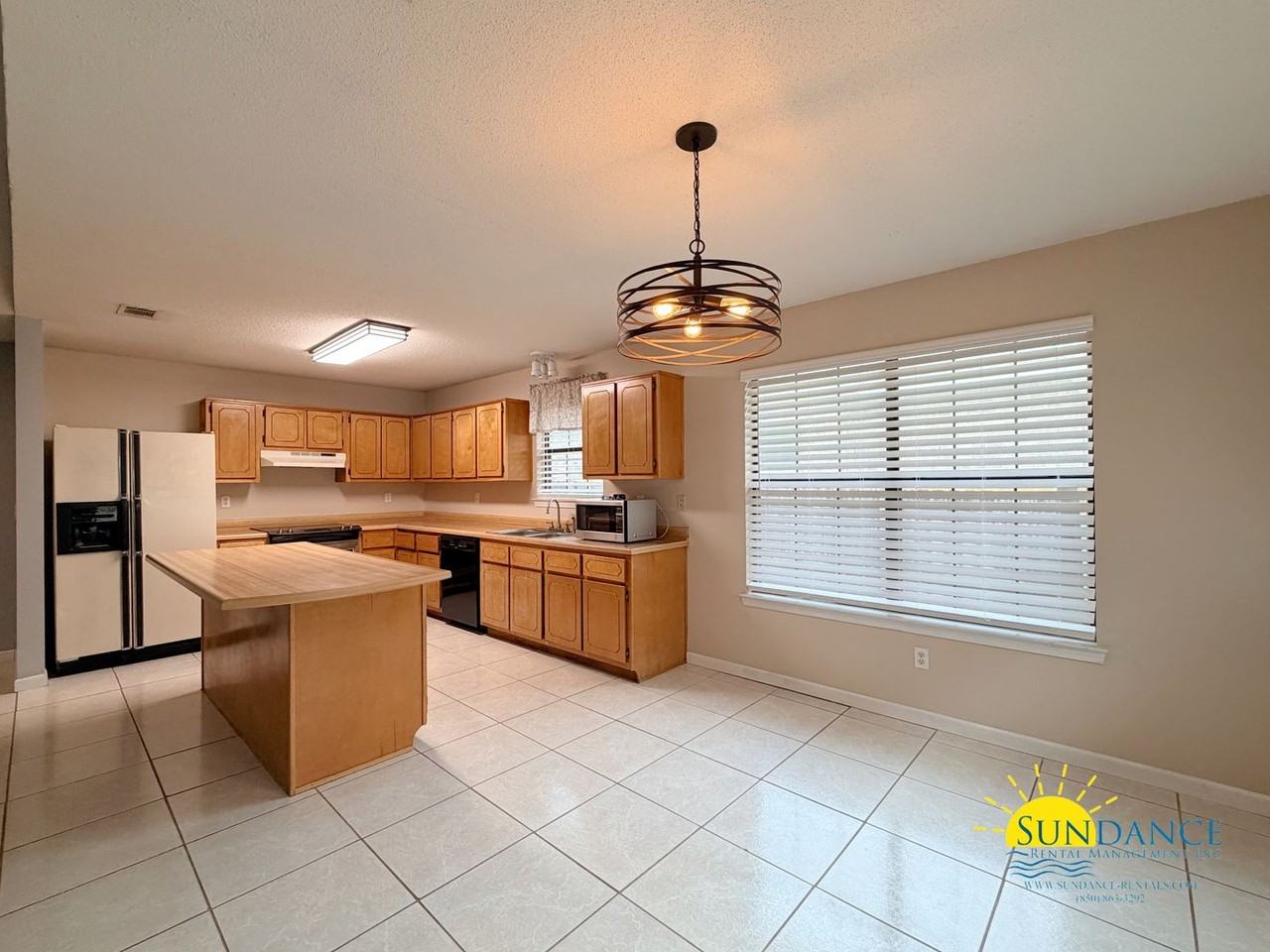 412 W Pine St - Photo 6 of 19