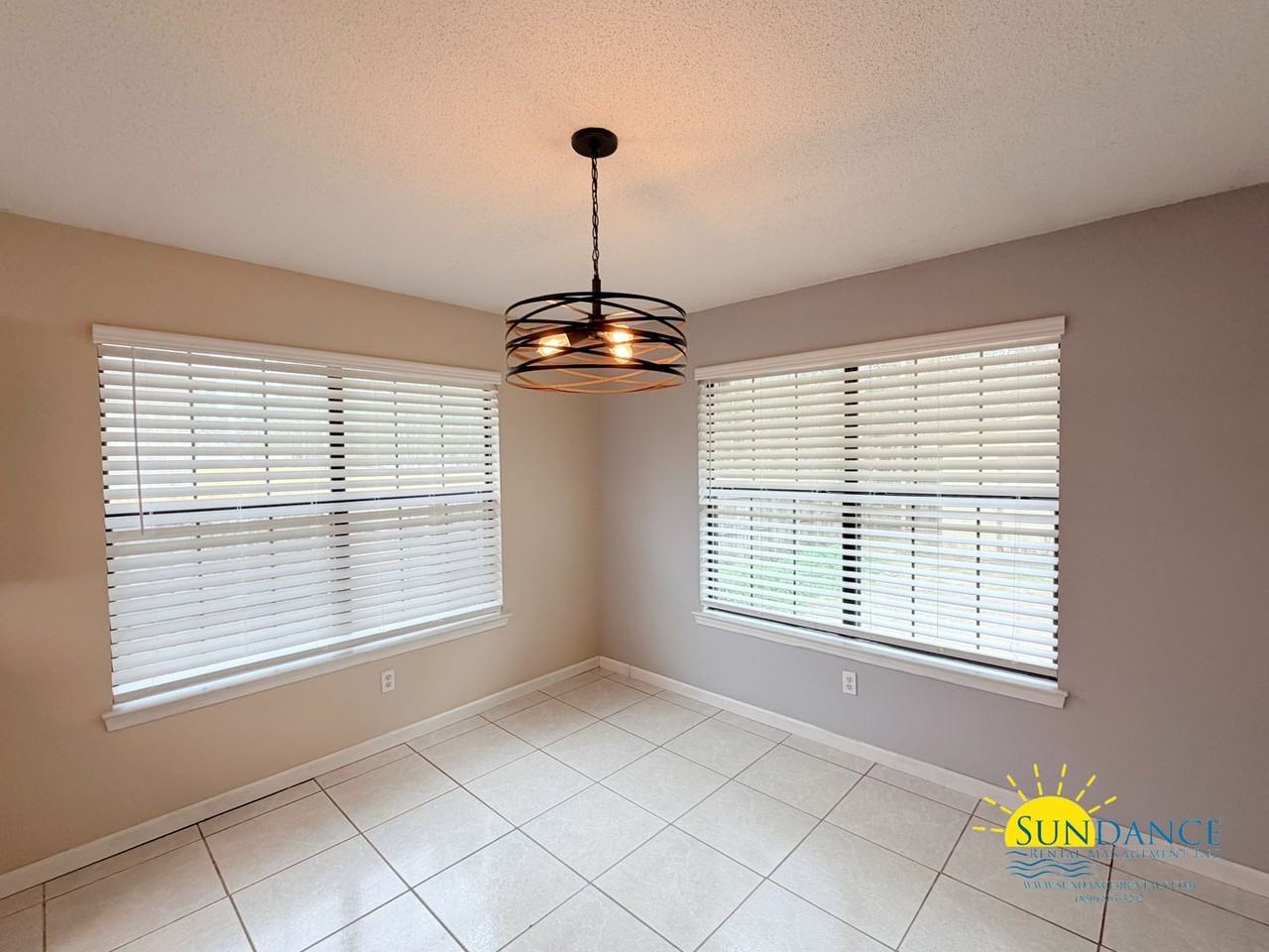 412 W Pine St - Photo 7 of 19