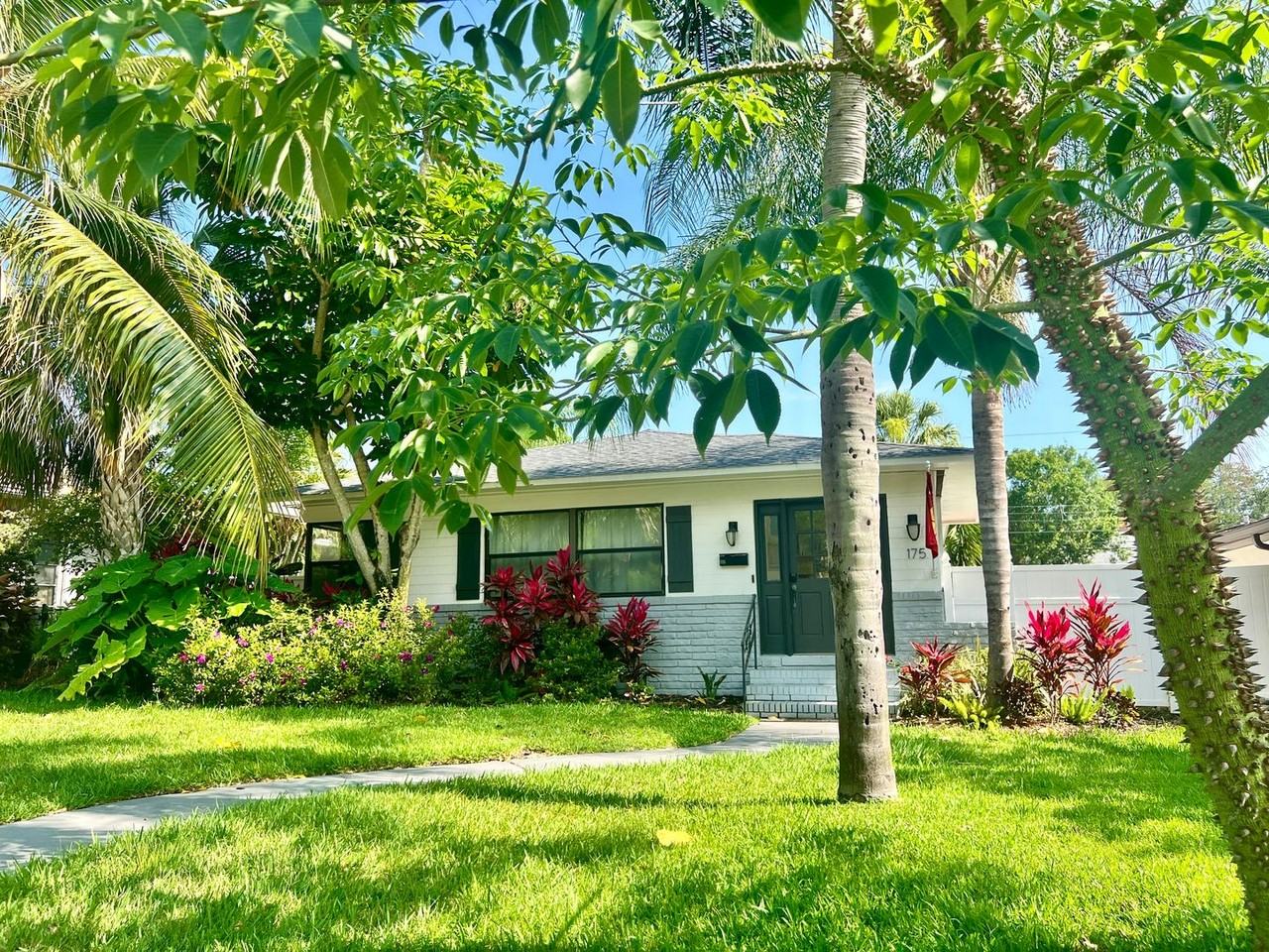 175 28th Ave N - Photo 2 of 36