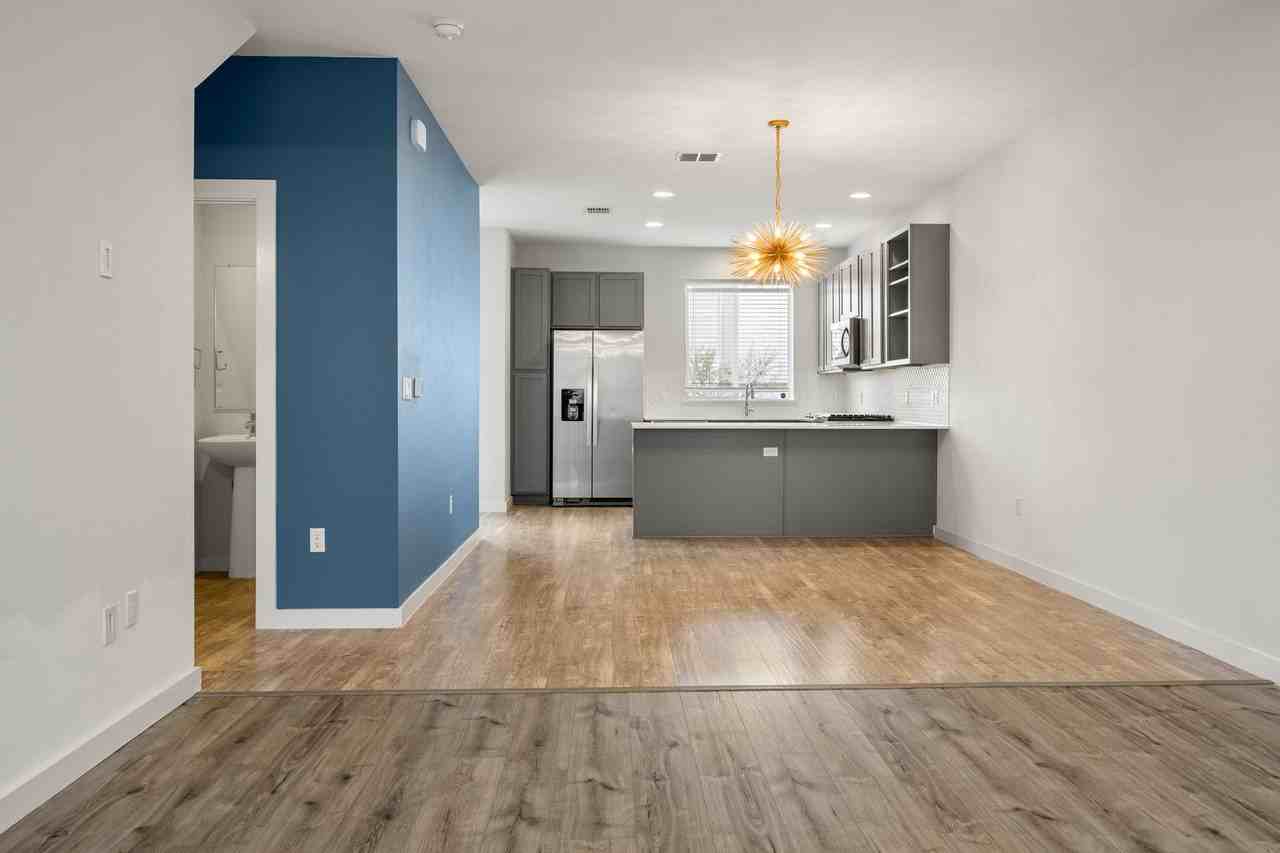 801 N Bluff Dr #37 - Photo 7 of 15