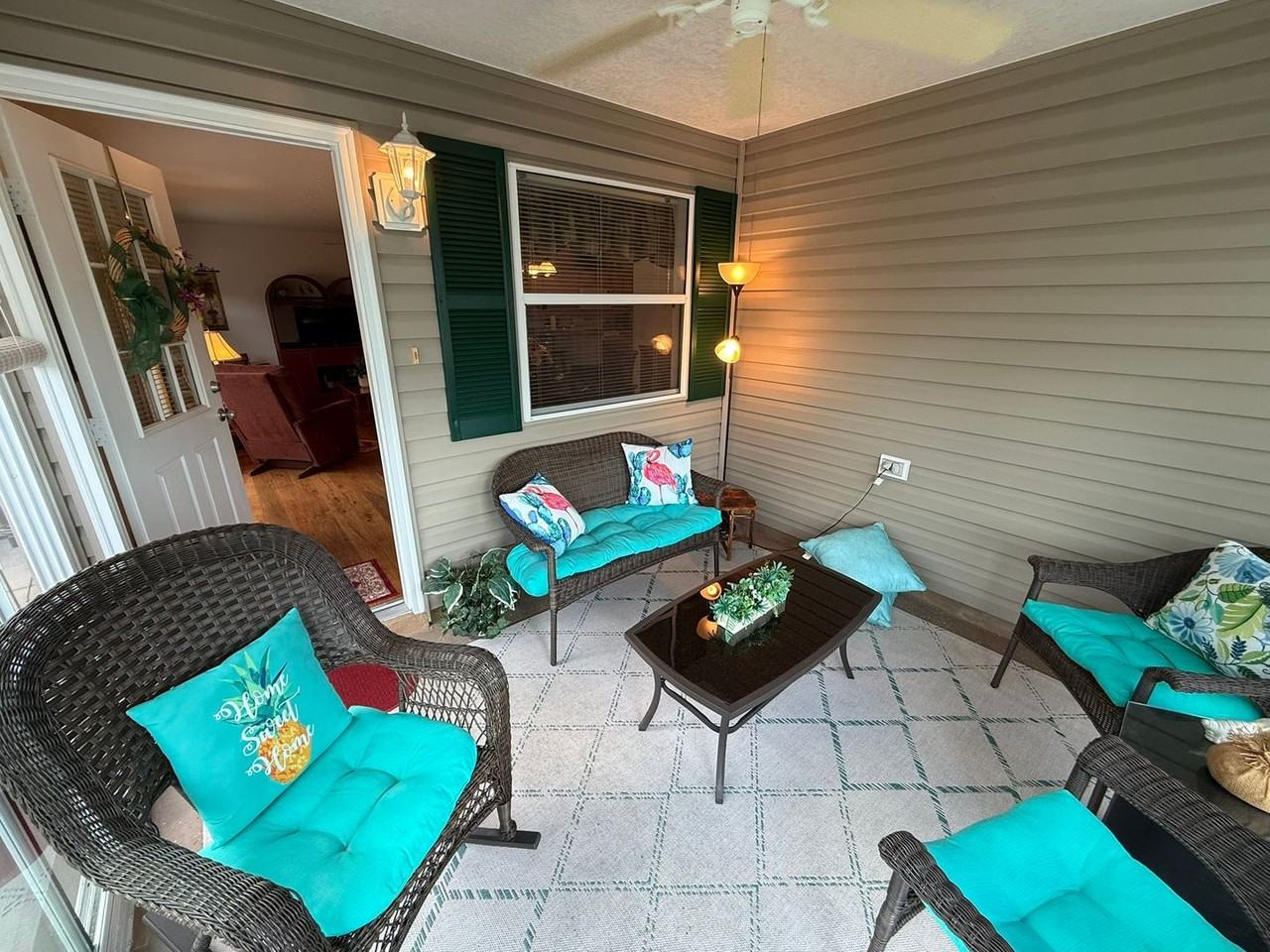 1725 Simpsonville Ln - Photo 3 of 25