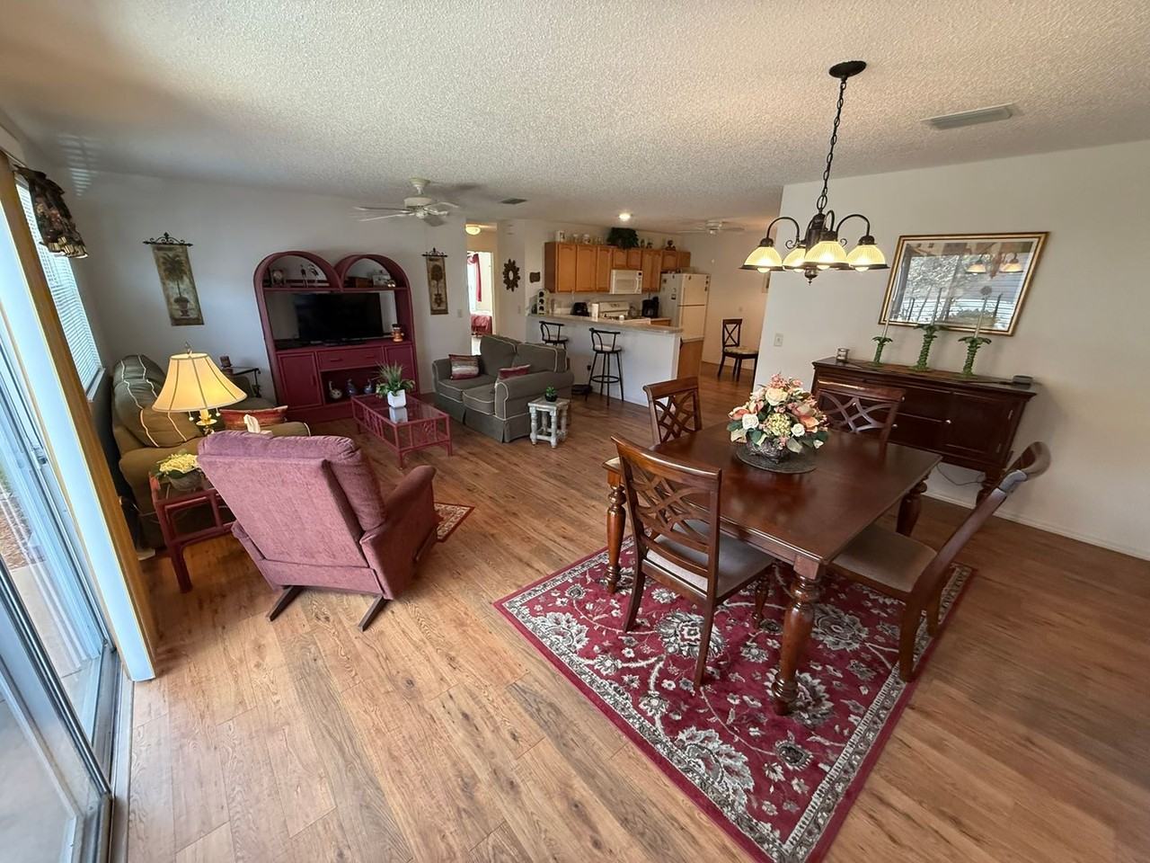 1725 Simpsonville Ln - Photo 7 of 25