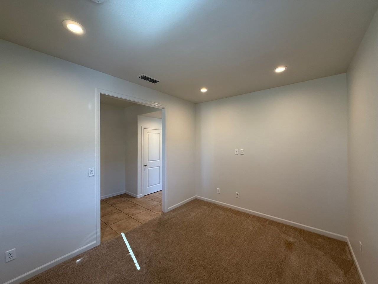 1369 Santona St - Photo 7 of 47