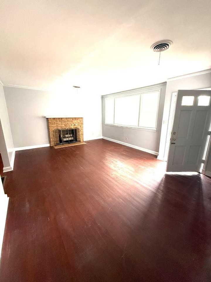 2719 Biltmore Ave - Photo 5 of 14