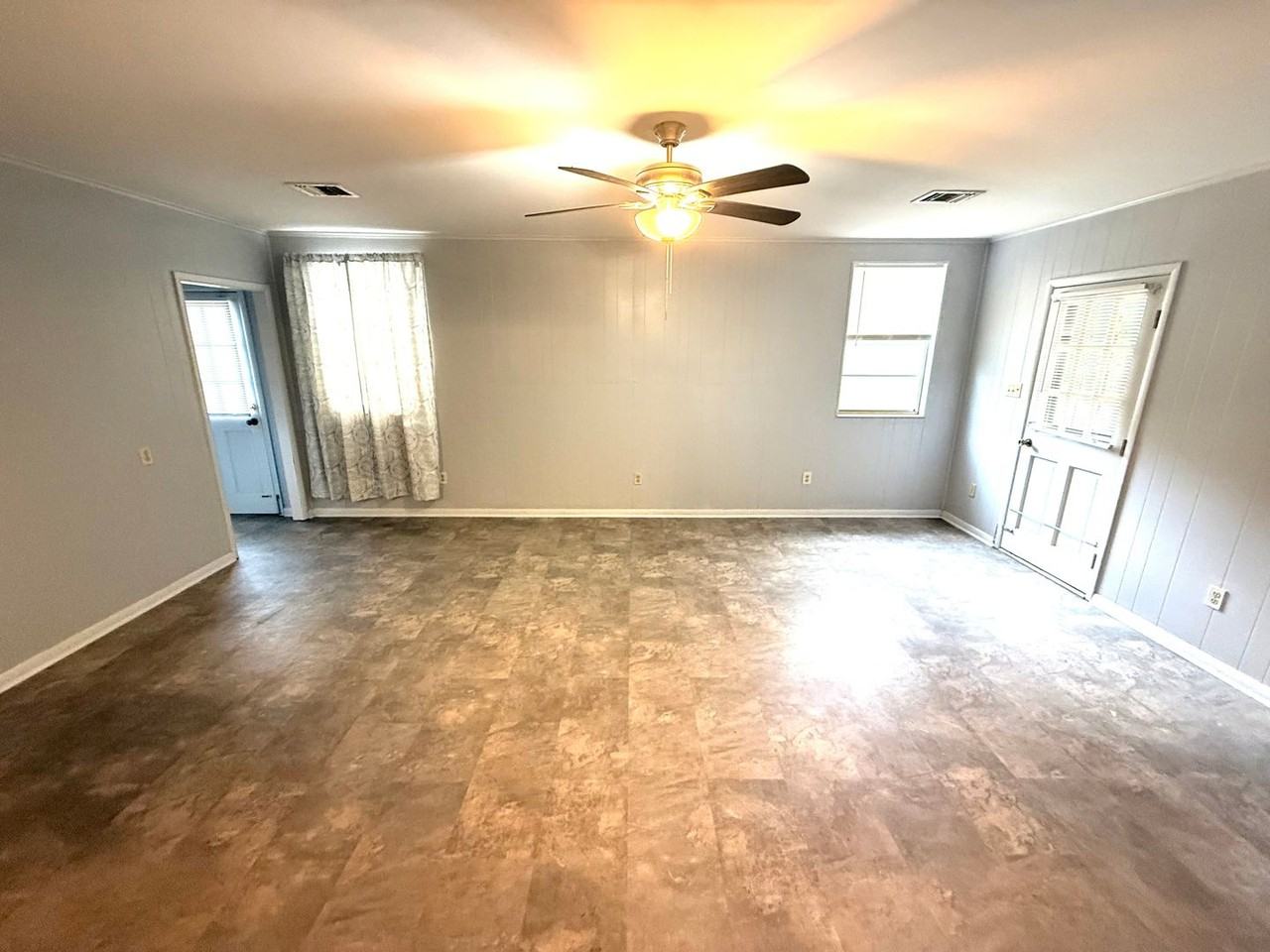 2719 Biltmore Ave - Photo 7 of 14