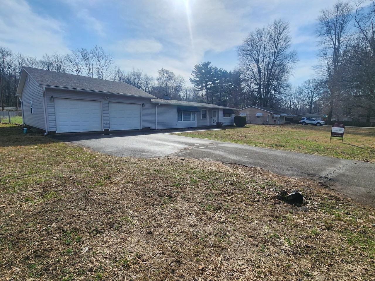 530 Parkview Rd - Photo 3 of 3