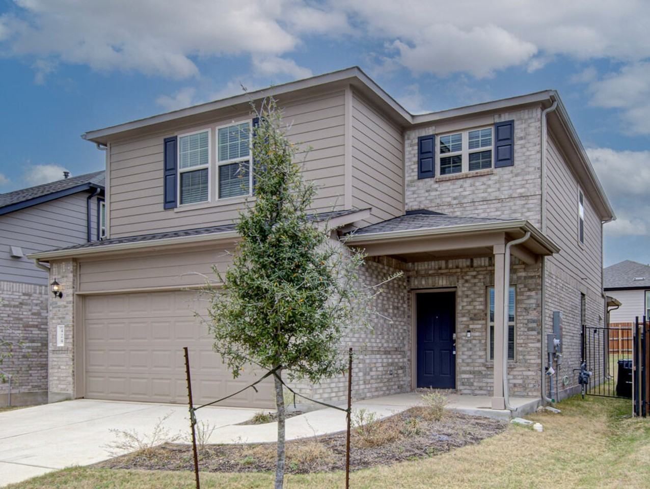 424 Bristlecone Bnd - Photo 2 of 38
