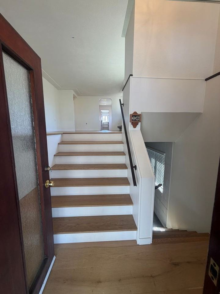 2600 Portola Way - Photo 5 of 41