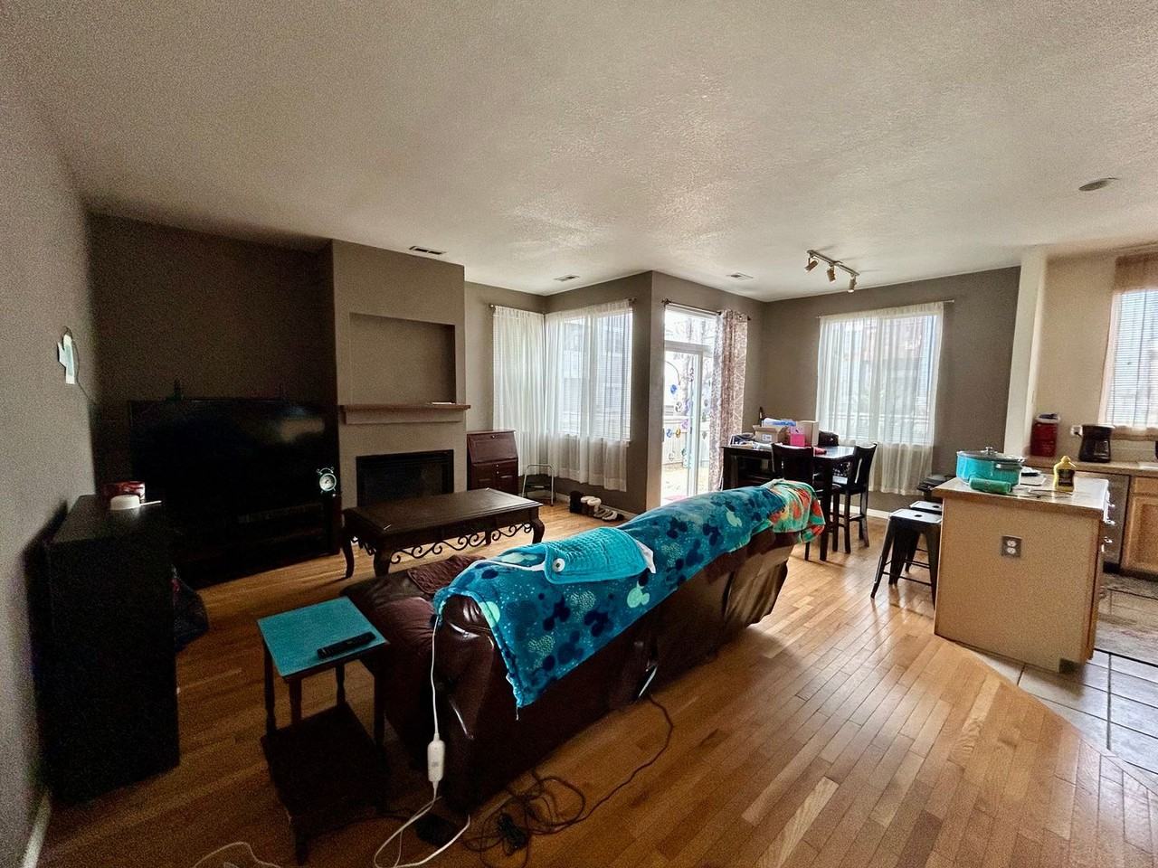 731 Boxwood Ln - Photo 5 of 27