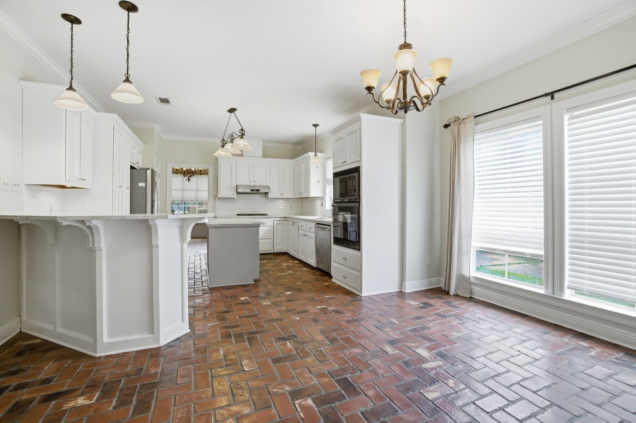 6056 Mourning Dove Dr - Photo 2 of 21