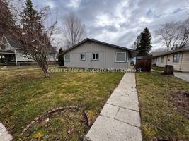 featured image of 1120 N 6th St