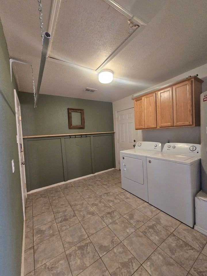 2821 Duckworth Ave - Photo 4 of 8