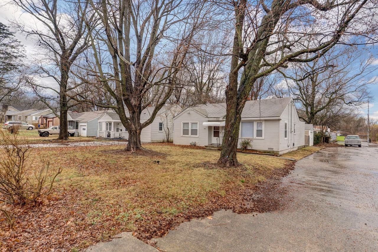 1413 S Roanoke Ave - Photo 2 of 18