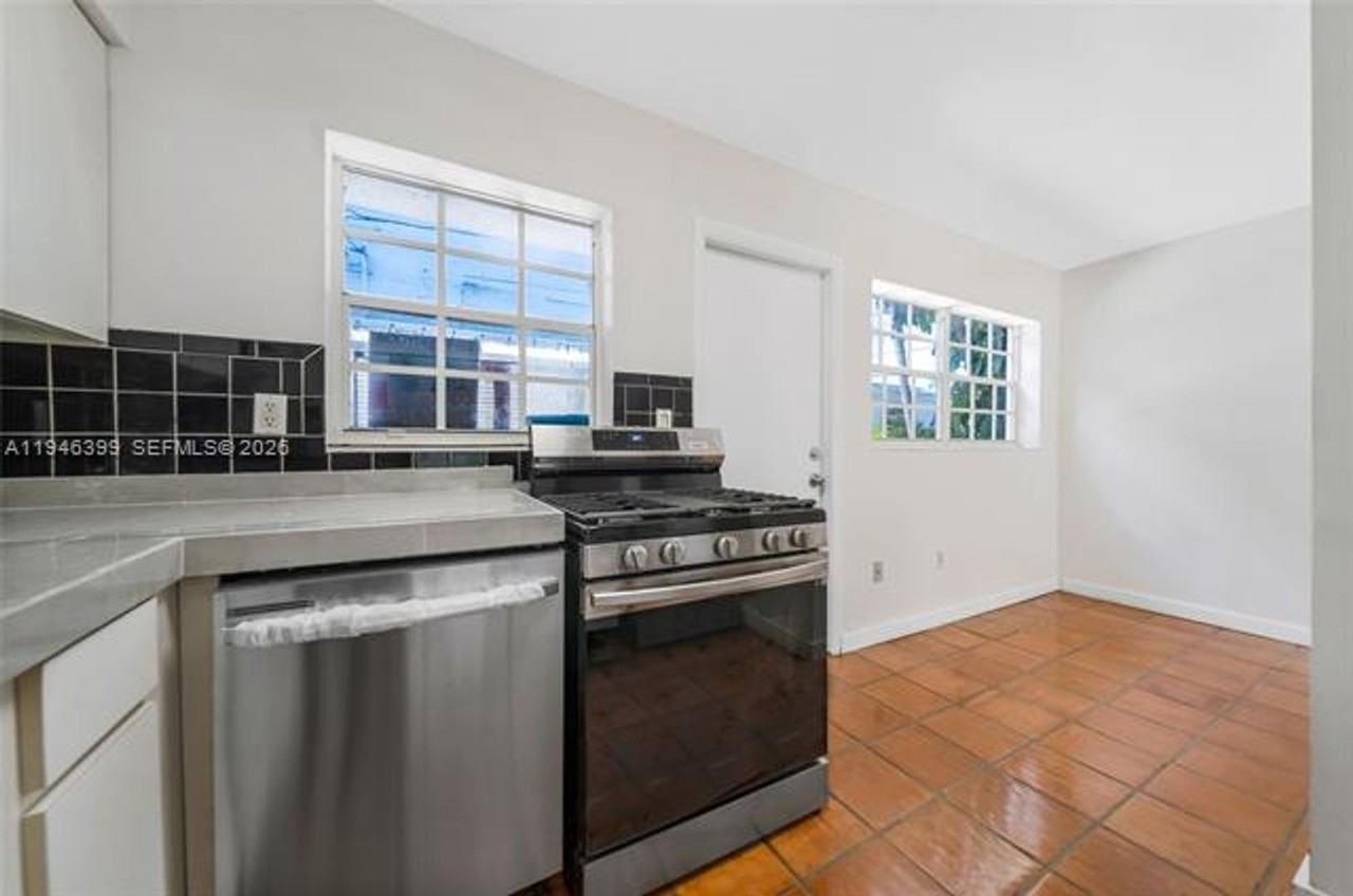 7412 7412 Gary Av th 7412 - Photo 7 of 35