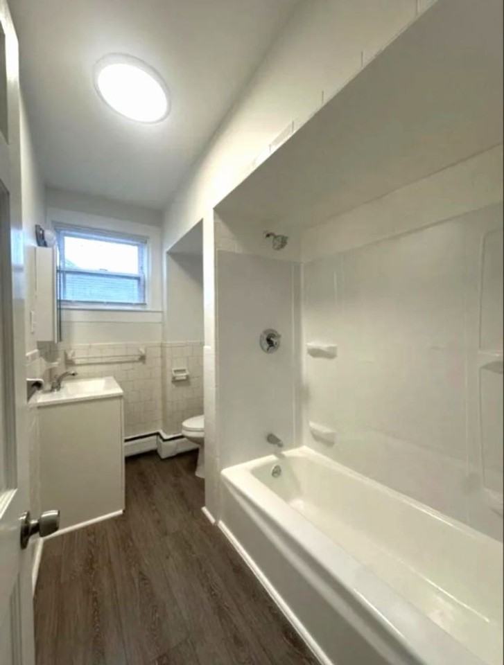 22 Johnson St - Photo 3 of 6