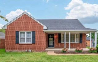 featured image of 923 Rohrerstown Rd