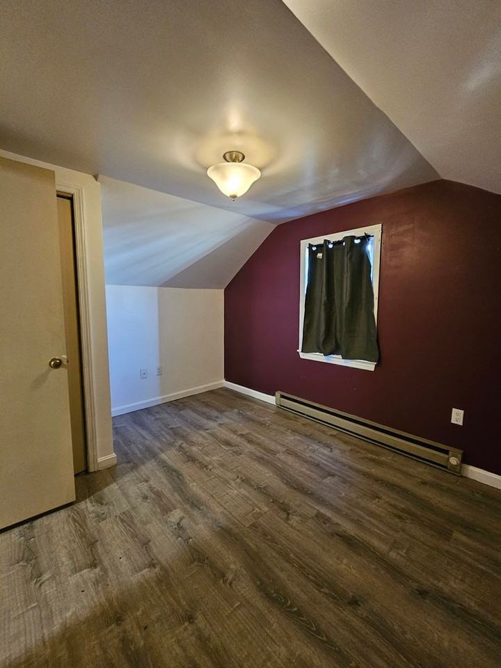 923 Rohrerstown Rd - Photo 7 of 13