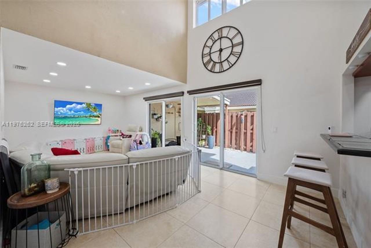 6523 6523 NW 170th Ln th 6523 - Photo 6 of 25