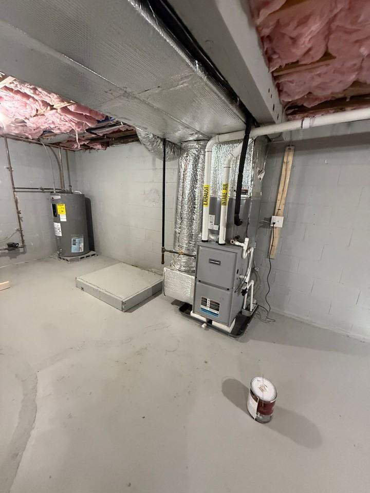 167 Nursery Rd - Photo 2 of 9